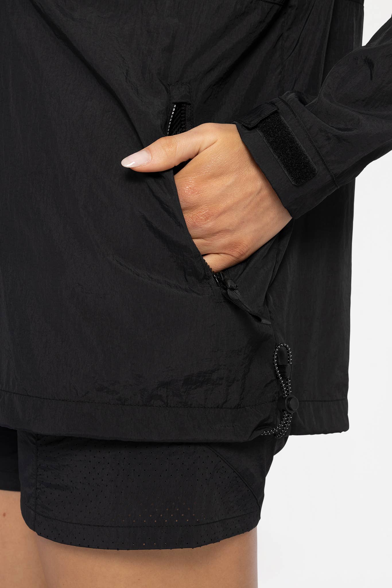 Half-Zip Nylon Active Jacket (Black)